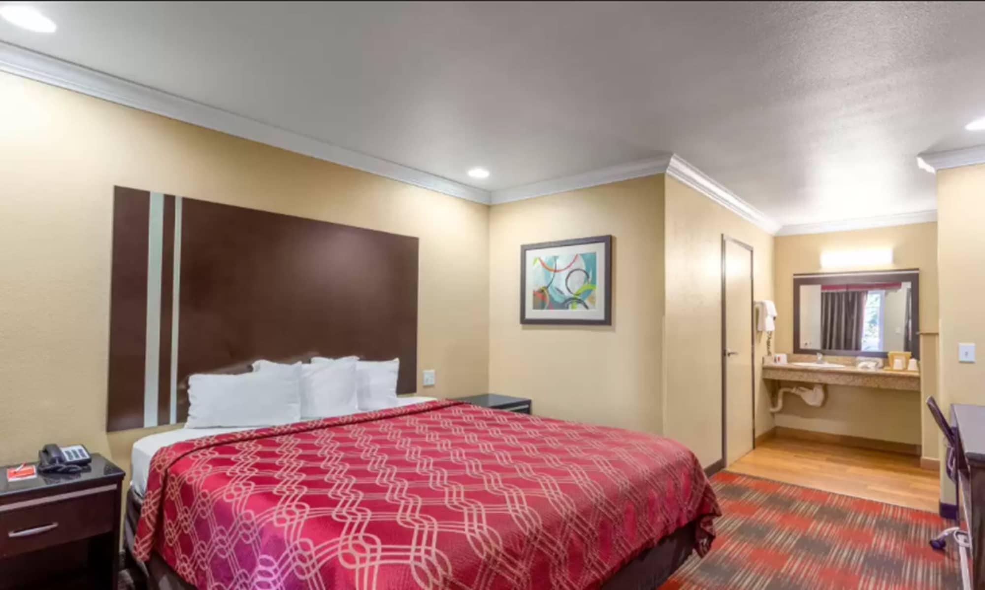 Econo Lodge Inn & Suites Escondido Downtown Dış mekan fotoğraf